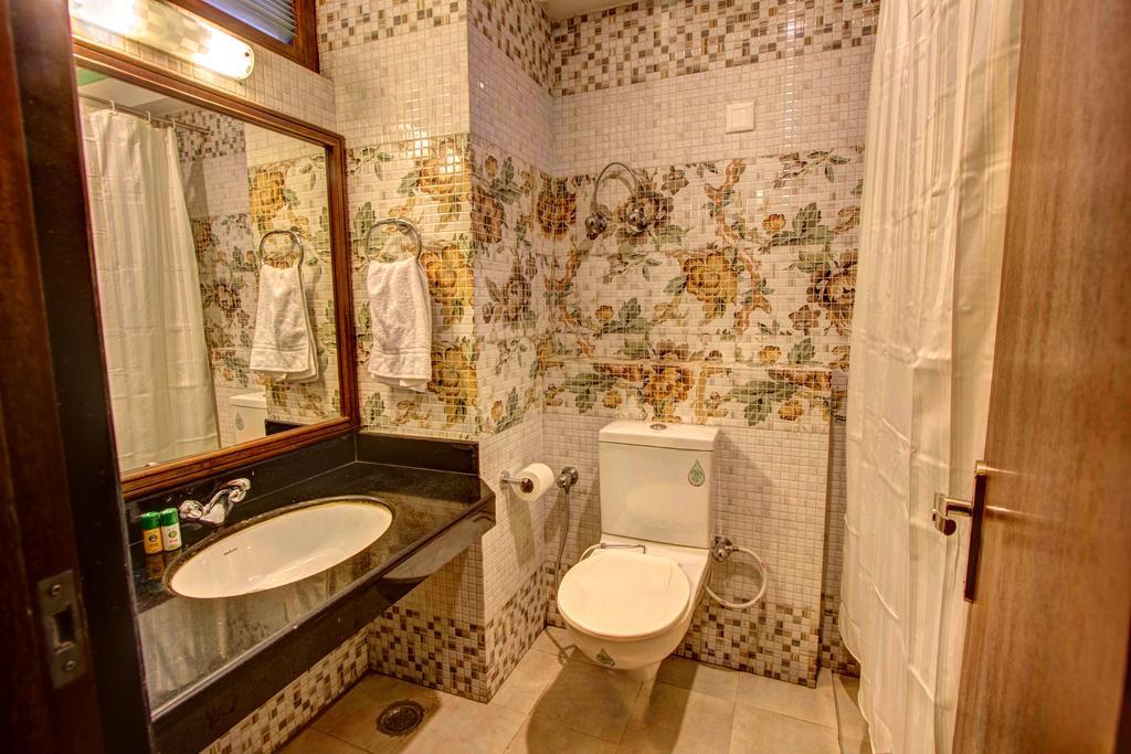 Hotel The Himachal Inn Manāli Dış mekan fotoğraf